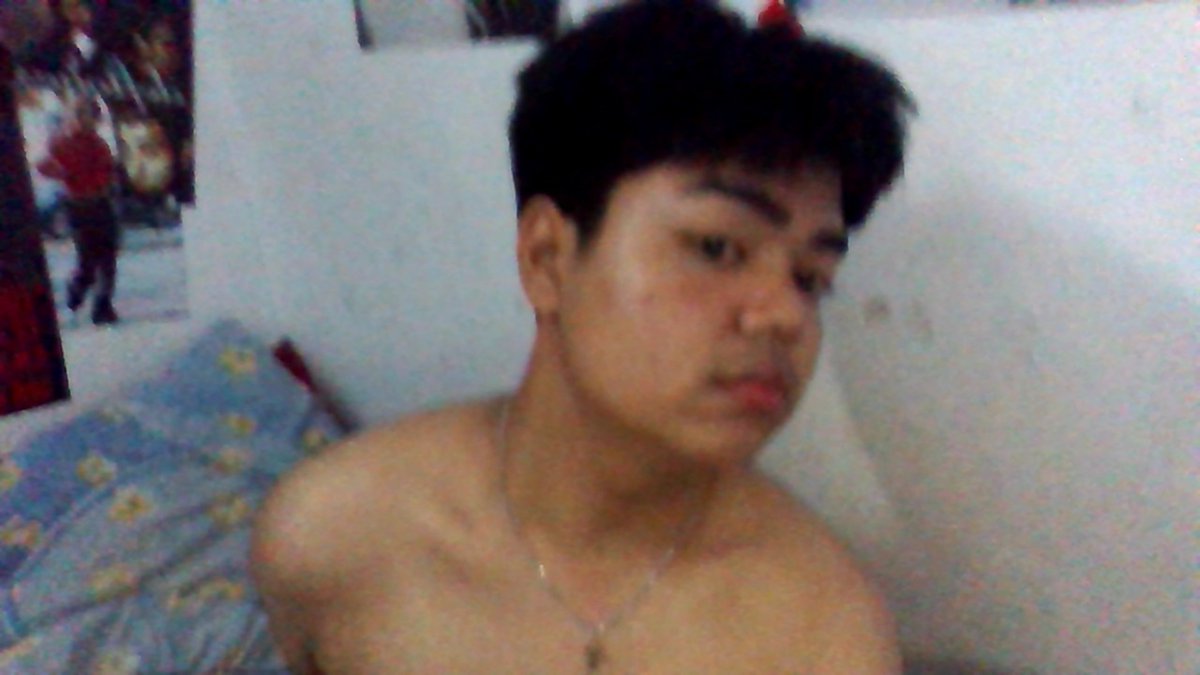 Wood3Nswer's tweet photo. [QUEER FRIENDSHIP APPLICATION] 
Name: Aal 
Age: puber akhir 
Mbti: Enfp-T
Zodiac: cancer ♋
Height: 170cm
Hobby: watching movies, drawing, cooking, listening to music
Funfact: tiba - tiba ngejokes sendiri, introvert rasa ekstrovert 

LET'S BE GOOD FRIDN Y'ALLLLLLLL https://t.co/6u7ndYsUfz
