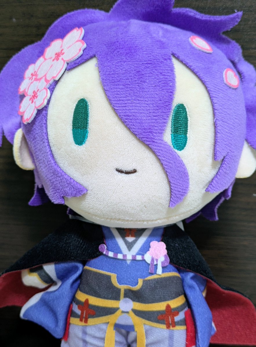 kuto999's tweet photo. 見てくれこの歌仙兼定を……
この満足げな顔を…… https://t.co/eIEpSARPzR