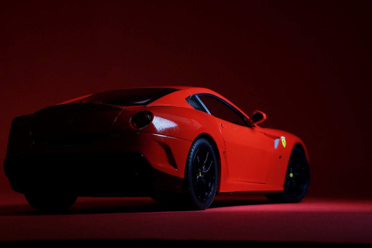 junpeiDX1's tweet photo. コンパウンドでピカピカ✨に磨いてやったわぁ
＃599GTO ＃HotWheele https://t.co/GWRwml3kIz
