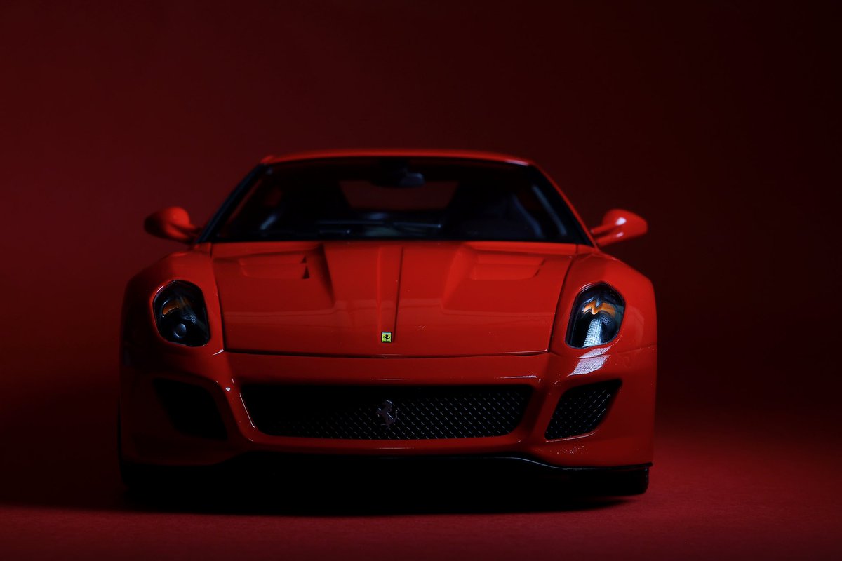 junpeiDX1's tweet photo. コンパウンドでピカピカ✨に磨いてやったわぁ
＃599GTO ＃HotWheele https://t.co/GWRwml3kIz