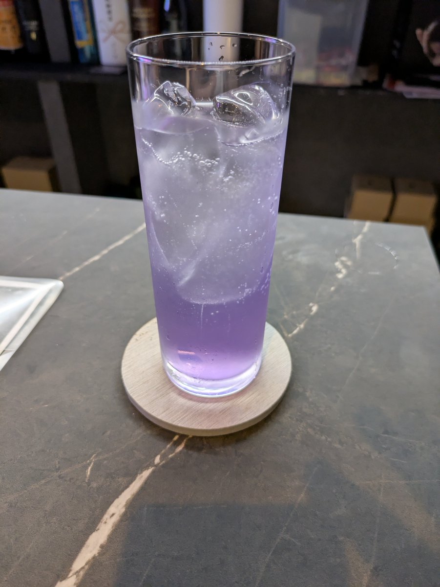 reodon2's tweet photo. 心斎橋にいます。
#HACKBAR https://t.co/Vl3y3GlnAa