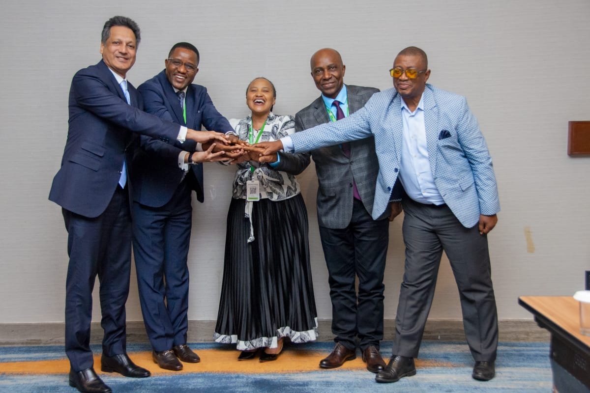 jovindah's tweet photo. A Historic Moment!

It was a great honour to be part of the launch of the world's first ever exclusive Forum of Tax Ombudsmen "FOTO" in Arusha, Tanzania.

Privileged to share this milestone with the Worthy Ombudspersons of South Africa, Tanzania, Botswana and Nigeria. https://t.co/LRNXJbeMCL