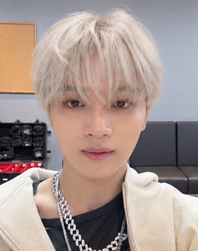 voontuan's tweet photo. ทำไมแชตจีพีทีไม่บอกด้วยว่าของจริงจะอันตรายต่อใจมากขนาดนี้ 😭♥️ #.แฮชานผมบลอนด์ดิวะ https://t.co/guXt1DuuyU