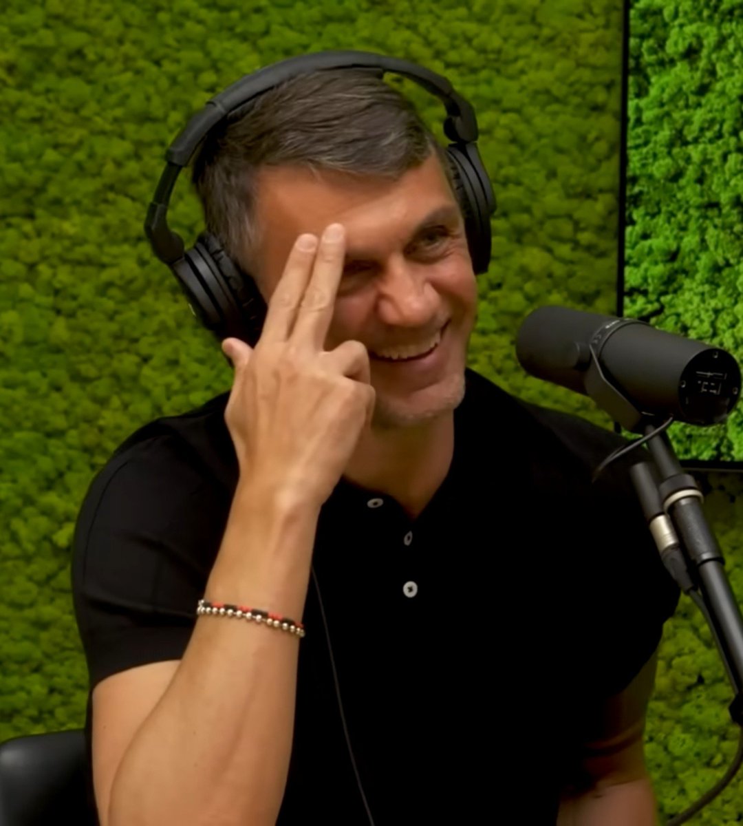 Trollkickoff's tweet photo. 🚨🗣️ 🇮🇹 Paolo Maldini on his relationship with his greatest rival, Inter:

“It’s not just my relationship. It’s a relationship between the two fan bases and the city in general.

When Nesta arrived at Milan after playing for Lazio, he asked me which restaurants he could go to in Milan. Because in Rome it worked differently!

So yes, I think it’s a healthy rivalry.

Absolutely.” 🔴⚫️🔵⚽️