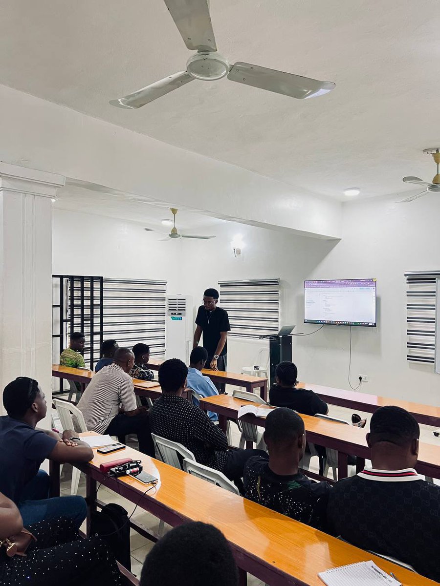 ChaindustryACD's tweet photo. Chain 15 is already in motion ‼️‼️

While you’re still deciding which digital skill to learn, others are already learning and practicing theirs.

What skill would you start today?
Register here: https://t.co/Igz3QHI87p https://t.co/MX2UHyXbGT
