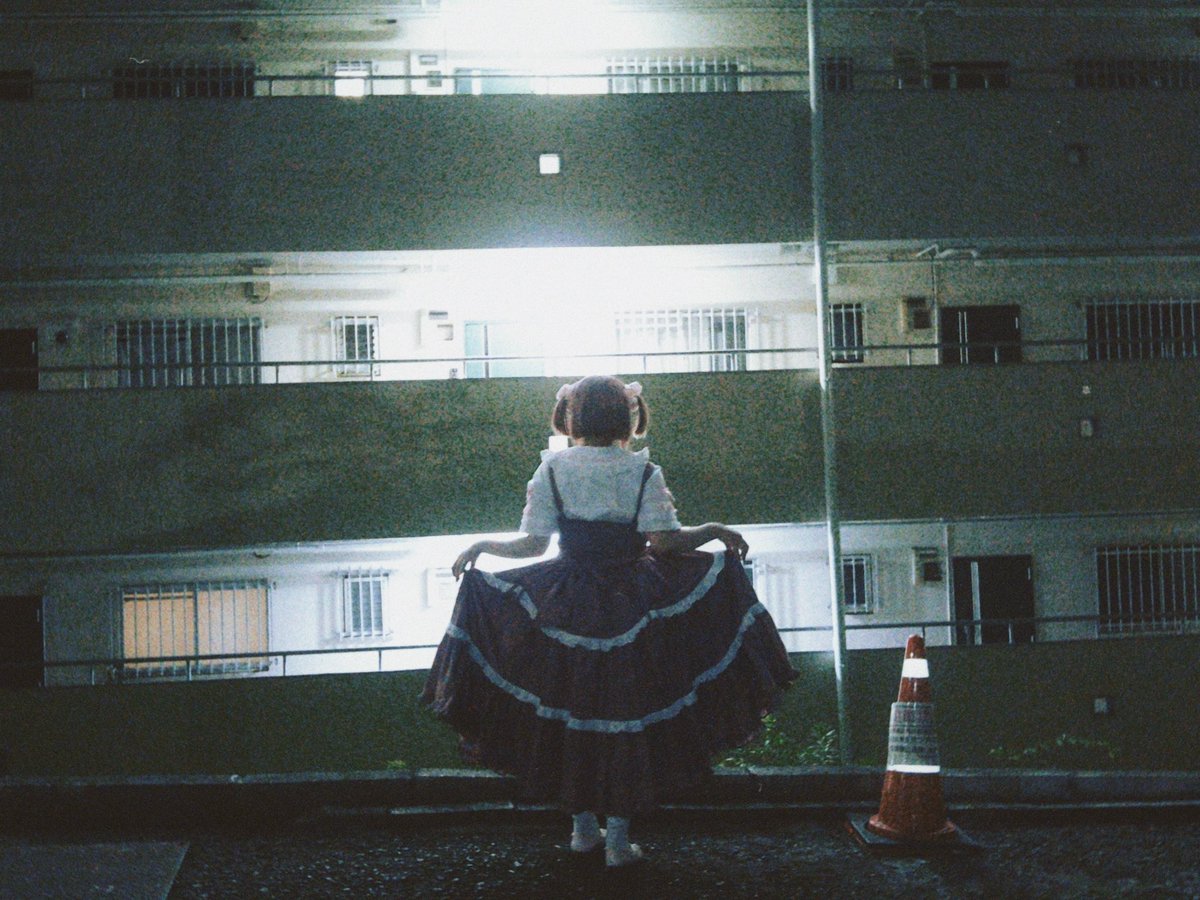 maidcho's tweet photo. なんでもない深夜、おめでとう https://t.co/9qbMe4KFP4