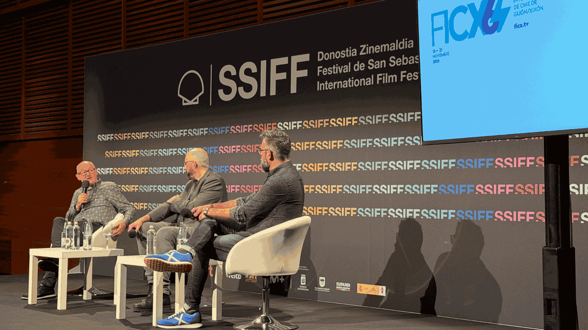 Gijonfilmfest's tweet photo. 👉 Esta tarde José Luis Rebordinos, director del @sansebastianfes, Alejandro Díaz Castaño, director del #FICX, y Tito Rodríguez, jefe de programación del FICX, han presentado las películas de la sección #Crossroads – SSIFF | FICX en Donostia. https://t.co/mDIXuAuN9h