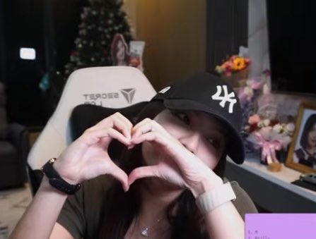 Miirdian's tweet photo. Makasih ci untuk live hari ini selamat istirahat 🫶🏻 🤍 @_shaniagracia31 https://t.co/nPgrPea7An