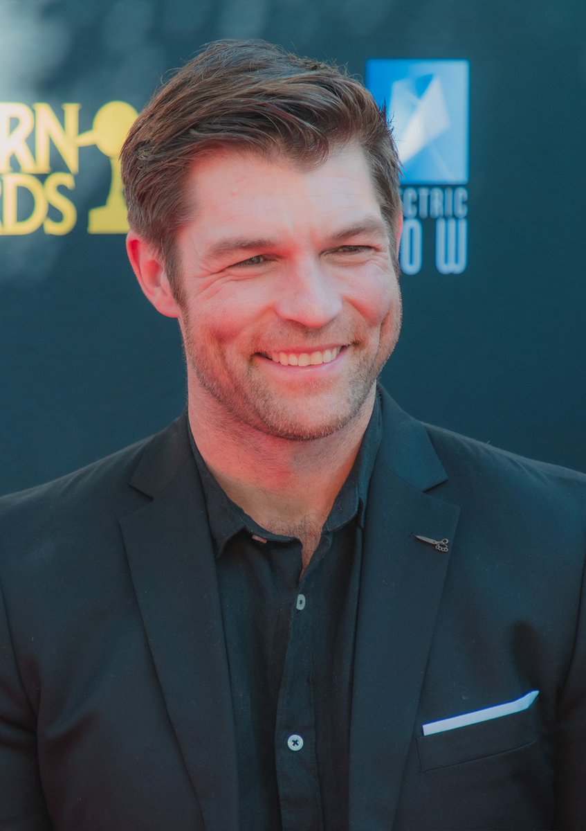 InternetH0F's tweet photo. Legend Troy Baker praises Liam McIntyre for his role as Wolverine in the newest game

"In my entire career, I think he's the best number one on a call sheet I've ever worked with. That guy threw himself into the role. Was such an in service to everybody... He's phenomenal." https://t.co/3EMZlcxMXS