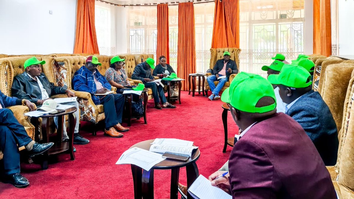 DCP_Democracy's tweet photo. Earlier today day, DCP PARTY's Executive Director @hezron_obaga  held a meeting with a section of DCP County Coordinators at the party’s HQ, Nairobi. https://t.co/7bfos4z0p4