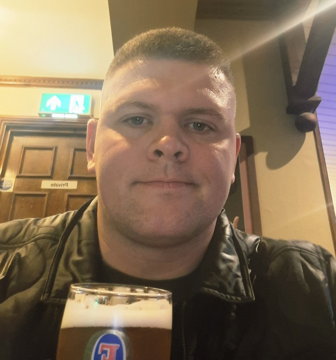 ja19jw92's tweet photo. After a long stressful &amp; emotional 18 months since my mum passed away we finally got her headstone on today 🌹❤️ now i'm trying to de stress &amp; have a few pints. Have a great weekend people 👍 https://t.co/cdMw4SYxL9