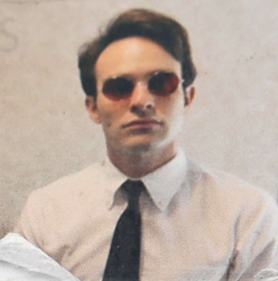 dexpoins's tweet photo. when you have a twin https://t.co/nYkuFsPEA5