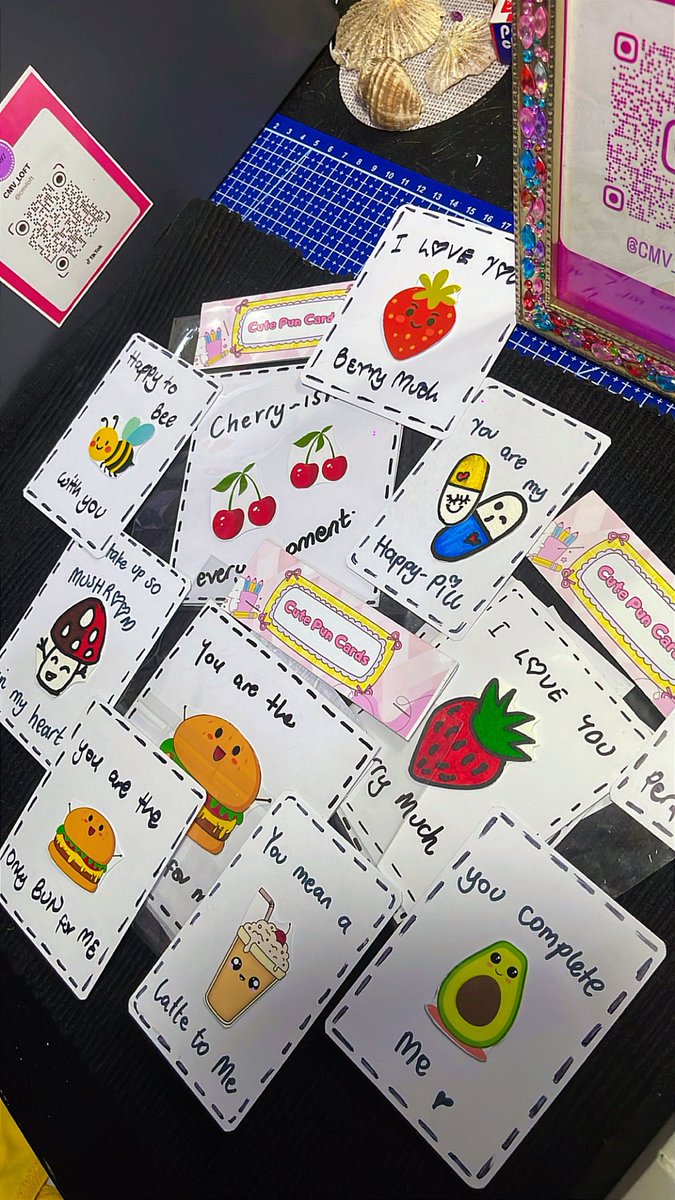 MercyVrinze's tweet photo. Crafting ✨ https://t.co/RpLIXL1BLX