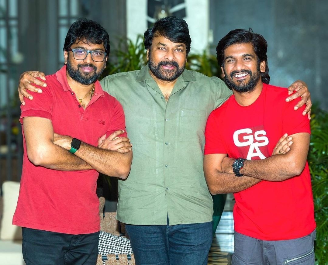 Amarnath_555's tweet photo. A Legend Rises 🔥🔥🔥🔥

#Vishwambhara ⏳

@KChiruTweets @DirVassishta @trishtrashers @AshikaRanganath @TheVishwambhara https://t.co/j81p6dF1v5