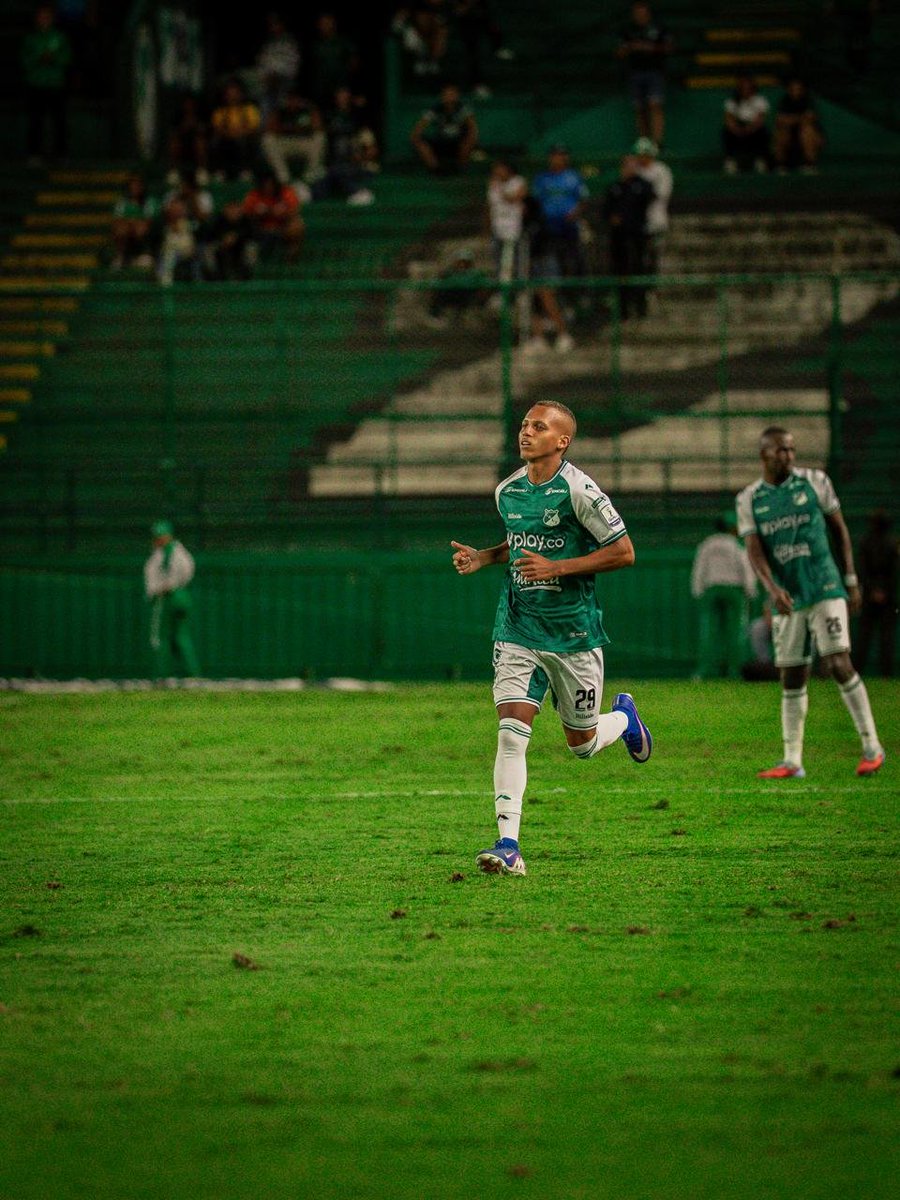 AndresfelipeOK_'s tweet photo. El delantero juvenil Kevin Suárez (19) fue convocado en #DeportivoCali, para el juego de mañana ante #Cucuta en el estadio azucarero. @supercombocali https://t.co/NY9HvnN61h