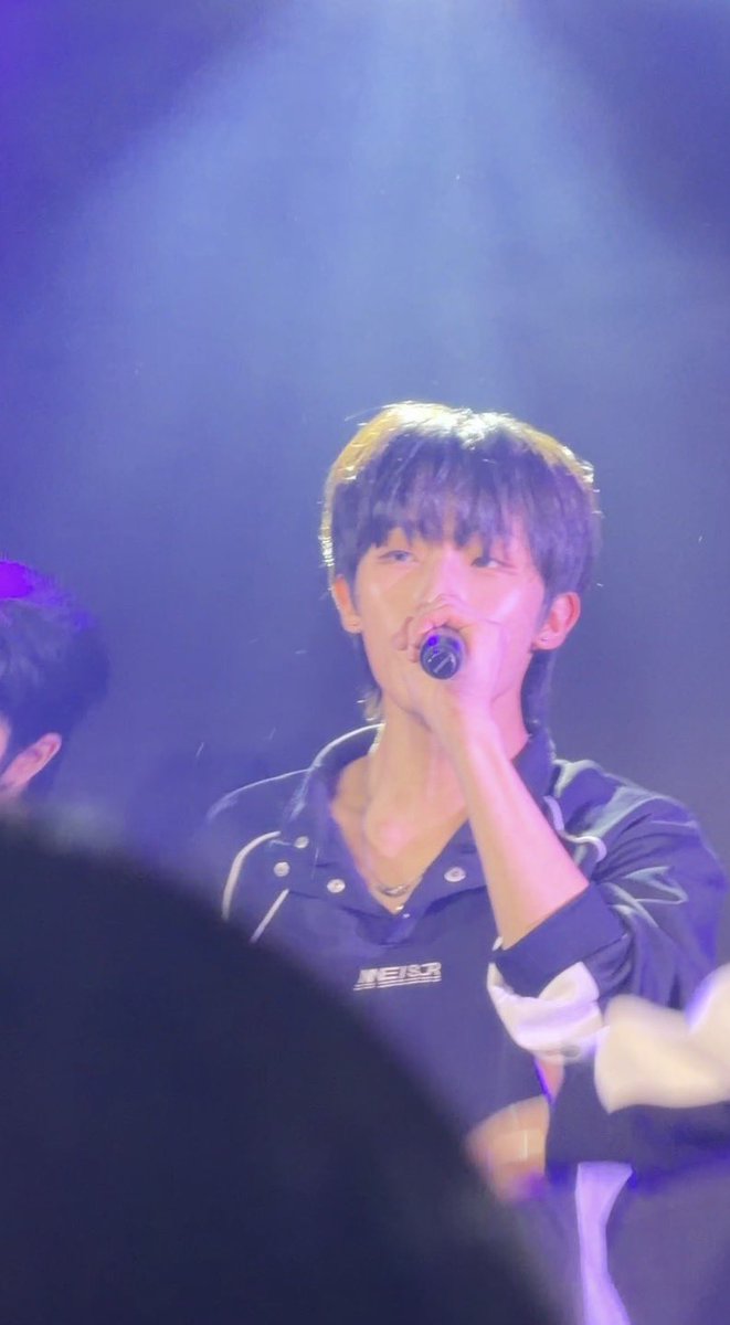 Nanatccm's tweet photo. 9.18❤︎
めっっっちゃかっこよかった🥹

#NBIG #엔빅 #성준 #SEONGJUN https://t.co/OUxgCLhmt9