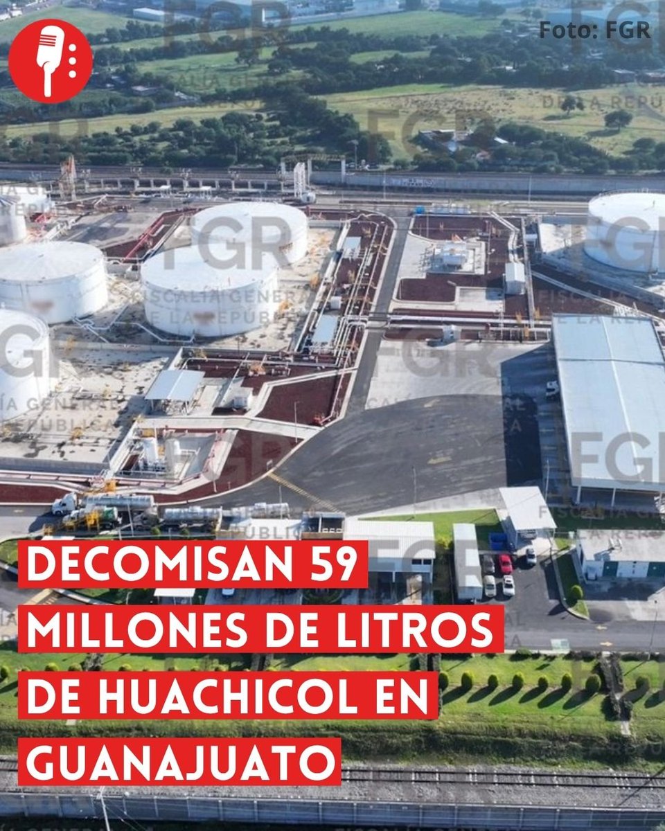 YosoyPedrero's tweet photo. 🚨 OJO: DECOMISAN 59 MILLONES DE LITROS DE HUACHICOL EN GUANAJUATO

La Fiscalía General de la República y autoridades de Guanajuato concretaron el mayor decomiso de combustible presuntamente ilícito registrado durante el actual sexenio, con más de 59 millones de litros de hidrocarburos asegurados en un inmueble de la comunidad de La Fragua, en el municipio de San José Iturbide. https://t.co/9n7bfxQlRS