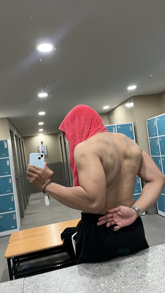 AFakbar1's tweet photo. Jadi gini gambaran kalo pake baju adat jawa 🙏🏼 https://t.co/gYRppxCTLr