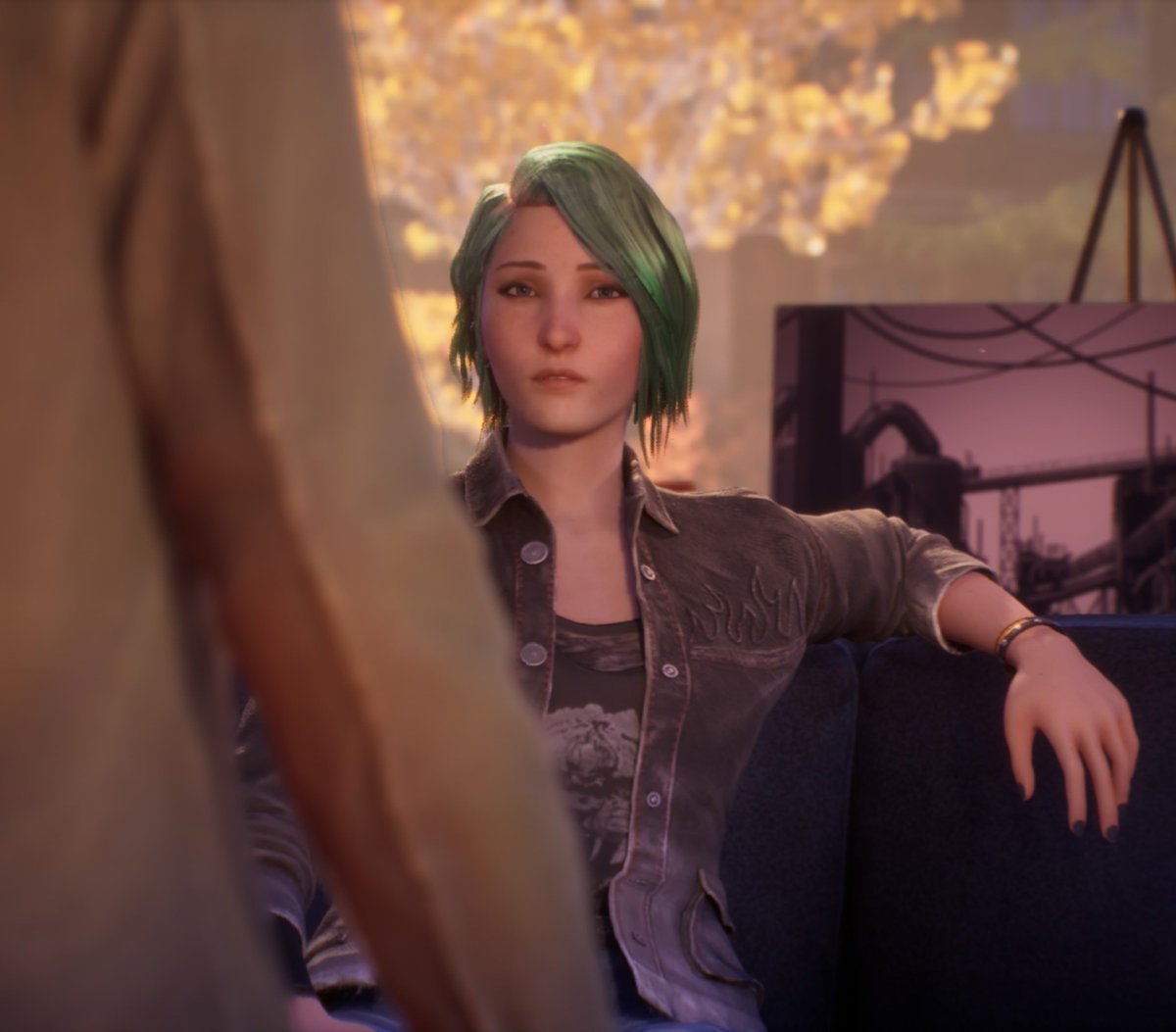 elliewatchbken's tweet photo. i wanna sit on her lap https://t.co/tJs8dylVdY