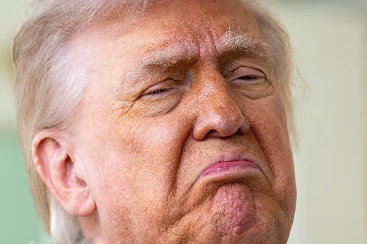 JoJoFromJerz's tweet photo. How fucking broken do you have to be to threaten to tear down a slain president’s memorial unless they put your name on it?
https://t.co/rsGYXjEqHF https://t.co/ZYw7qlriTD