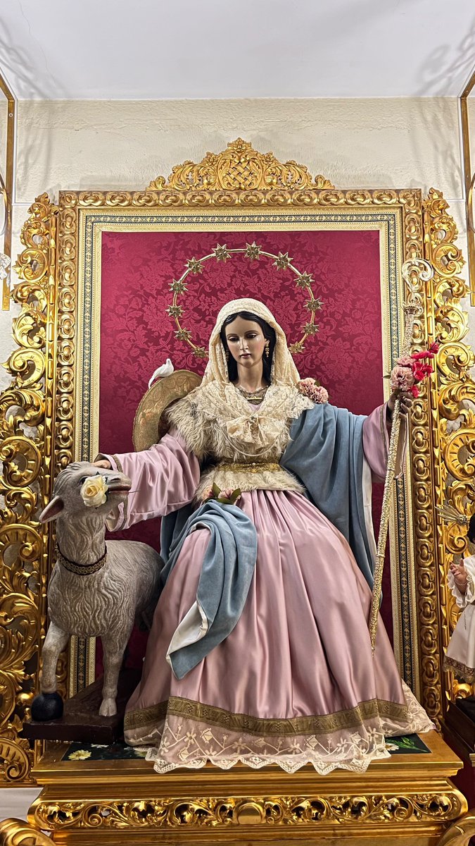 PastoraAlcala's tweet photo. 🟢 #ACTUALIDAD

La Divina Pastora ya se encuentra vestida para el solemne triduo que celebraremos en su honor la próxima semana.

Madre del Buen Pastor Jesucristo, ruega por nosotros.

📷 Ezequiel Hernández. https://t.co/2Fp7oemw9S