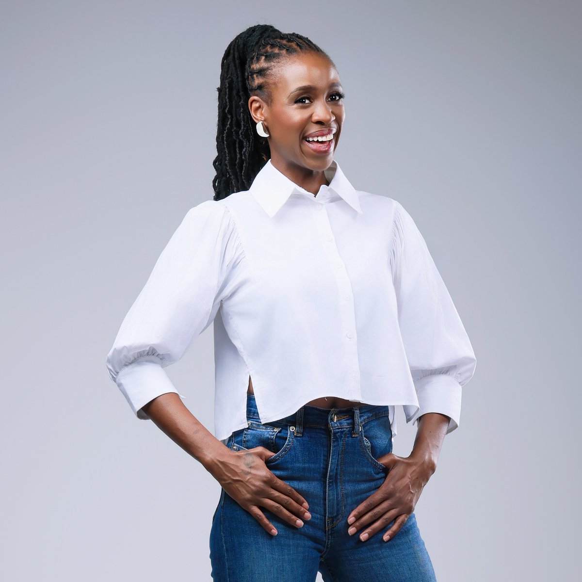 Powerfm987's tweet photo. Ending the week on a high musical note!

Welcome to #POWERWeekend with @Clem_Mabena  from 20:00 until 22:00.

📺: DSTV Channel 889 
🌍Live stream: https://t.co/wx36hmJTsq https://t.co/XRgCfM4vSz