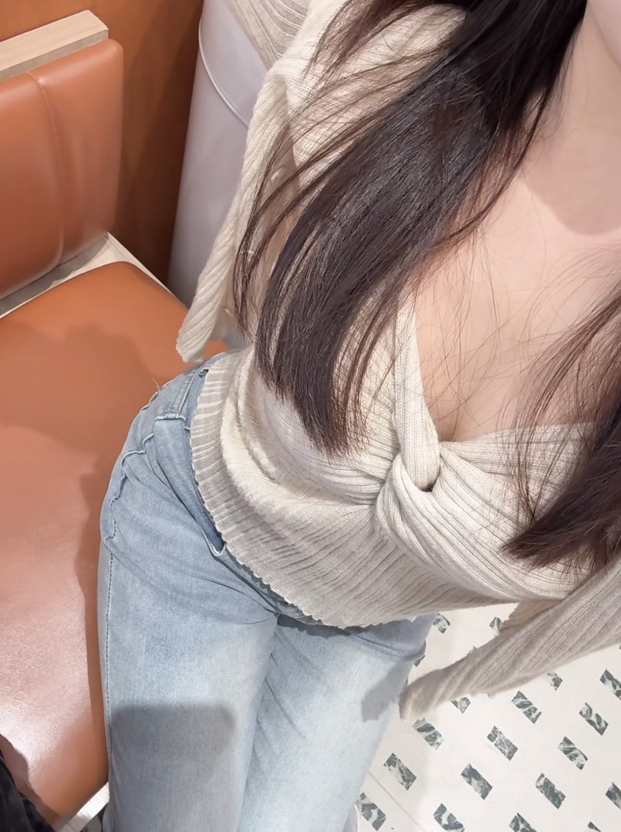 aj689's tweet photo. 本人22，女，166cm+50kg，蹲个同城搭子，要求平时互不打扰，艾滋试纸检测能接受再来！点赞优先 https://t.co/AoyH3bw5Kd