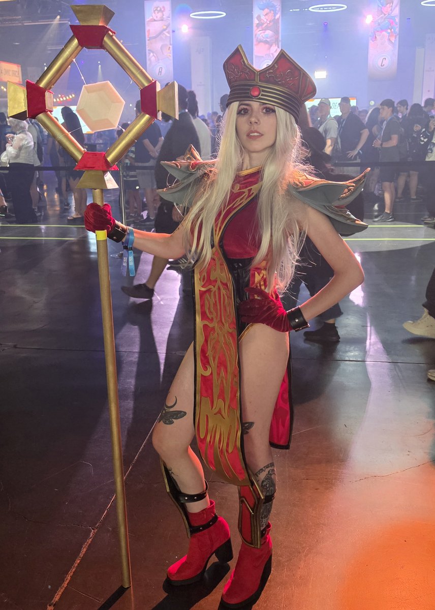 mike_chase519's tweet photo. My favorite cosplays from Blizzcon 2026! It was so awesome getting to meet each of you and see the truly awe-inspiring talent you put into these wonderful cosplays! https://t.co/h9iNFvaxkc
