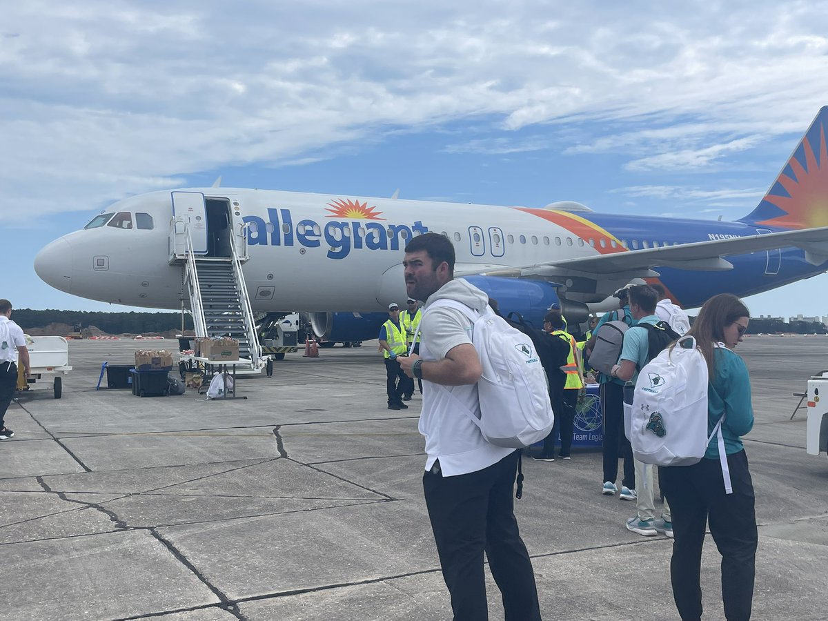 Mike_Uva's tweet photo. Business Trip for the Chants — Game 3 🏈

Next Stop: Newark, Del.👌 https://t.co/jBJh270el9