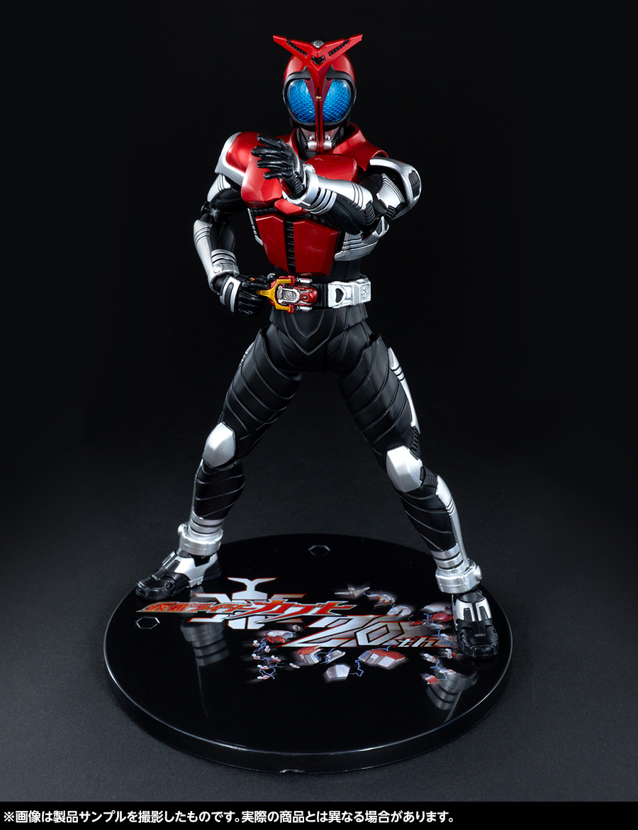 t_features's tweet photo. 魂ブログ：2026年9月19日（土）発売＆『仮面ライダーカブト』20周年記念イベント「仮面ライダーカブトワールド 20th CAST OFF」開催！「S.H.Figuarts（真骨彫製法） 仮面ライダーカブト ライダーフォーム 20th Anniversary Ver.」製品サンプルご紹介
📌https://t.co/sZiv5vVnTG
#仮面ライダーカブト #t_shf