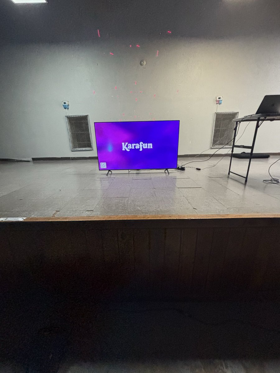 Royalturnitup's tweet photo. https://t.co/d28nq0Q0td