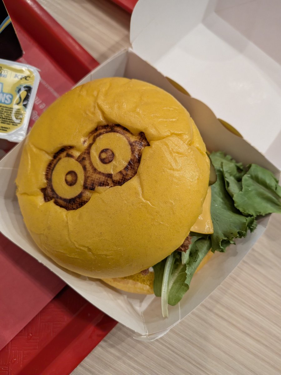 marc0fier0's tweet photo. At 22, I was able to afford my first KFC Minion Boxmeal. It wasn't luck.
I worked two jobs while everyone else was sleeping in. I said no to going out so I could say yes to my future. Every dollar I earned, I earned. Every late night, I chose it

It wasn't luck. It was discipline https://t.co/cPSAs5lxfZ