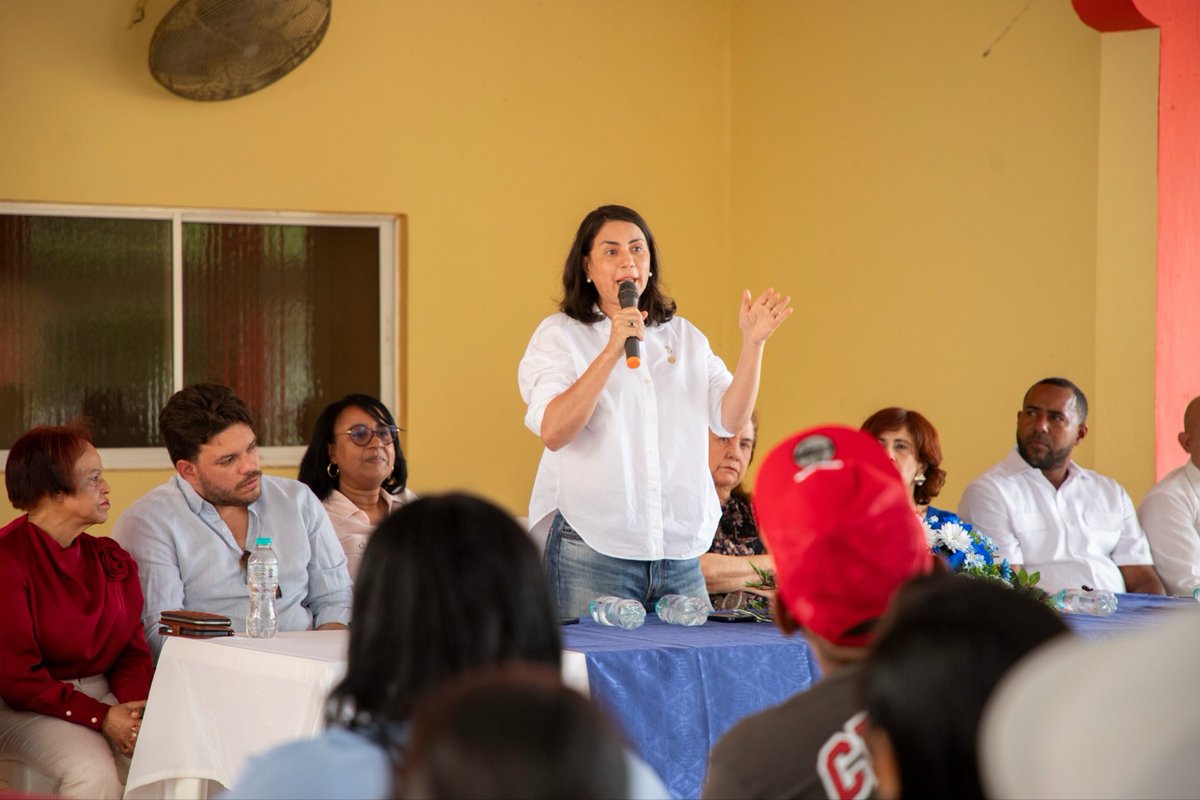 INAIPIRD's tweet photo. Jima Abajo, La Vega

El INAIPI reunió a 94 representantes comunitarios y autoridades para fortalecer y ampliar los servicios de atención integral a la primera infancia. El 21 de septiembre iniciará la identificación de familias.

#INAIPIRD https://t.co/55ynAVFSNi