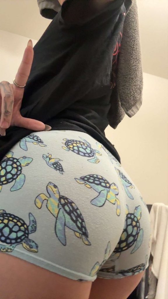 Godessmarz1's tweet photo. Mind off 😵‍💫

Brain turned off 🌀

My slave doesn’t need to think 

Slave just need to GOON

Obedience is pleasure 

#Findom #paypig #sissy #softsub #cashcow #tribute #techdom #alphacouple #kidslox #whiteboys #anydesk #crypto #cucking #blackmail #ishiah https://t.co/HTliJjf95X