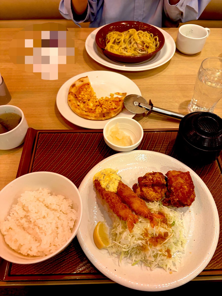 nayunoz's tweet photo. コビハムさんを手に入れて久しぶりに音ゲーをして飯を食うなどした https://t.co/7hlF10O3Bj
