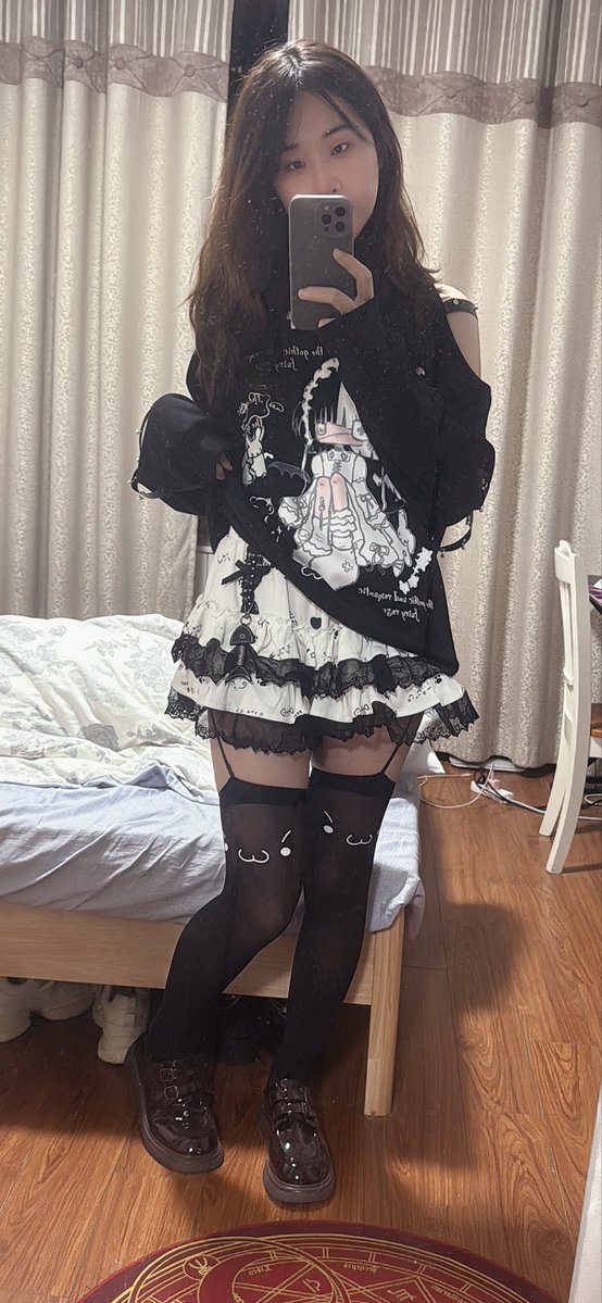 galiu7rp's tweet photo. 好想去当精神小妹 #男の娘 #伪娘 #femboy https://t.co/wBj2QbBgXu