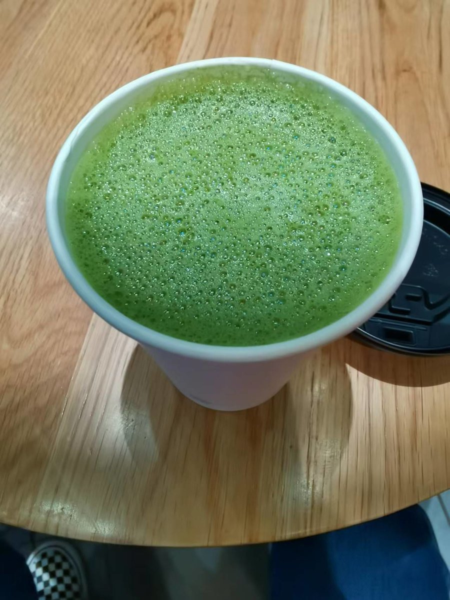 JodiDugmorwo's tweet photo. Just tried homemade matcha latte with extra foam on this rainy Tuesday afternoon — pure little joy for a quiet moment.， https://t.co/idB7wTtEsT