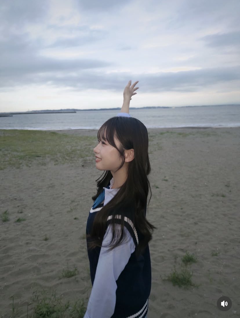 chi_ko_0129's tweet photo. 幸せって聞いてこっちまで幸せだよ🥲💗
いいアングル写真や、、、、

#���田音々  #はるねね https://t.co/y7ruM2LjHi