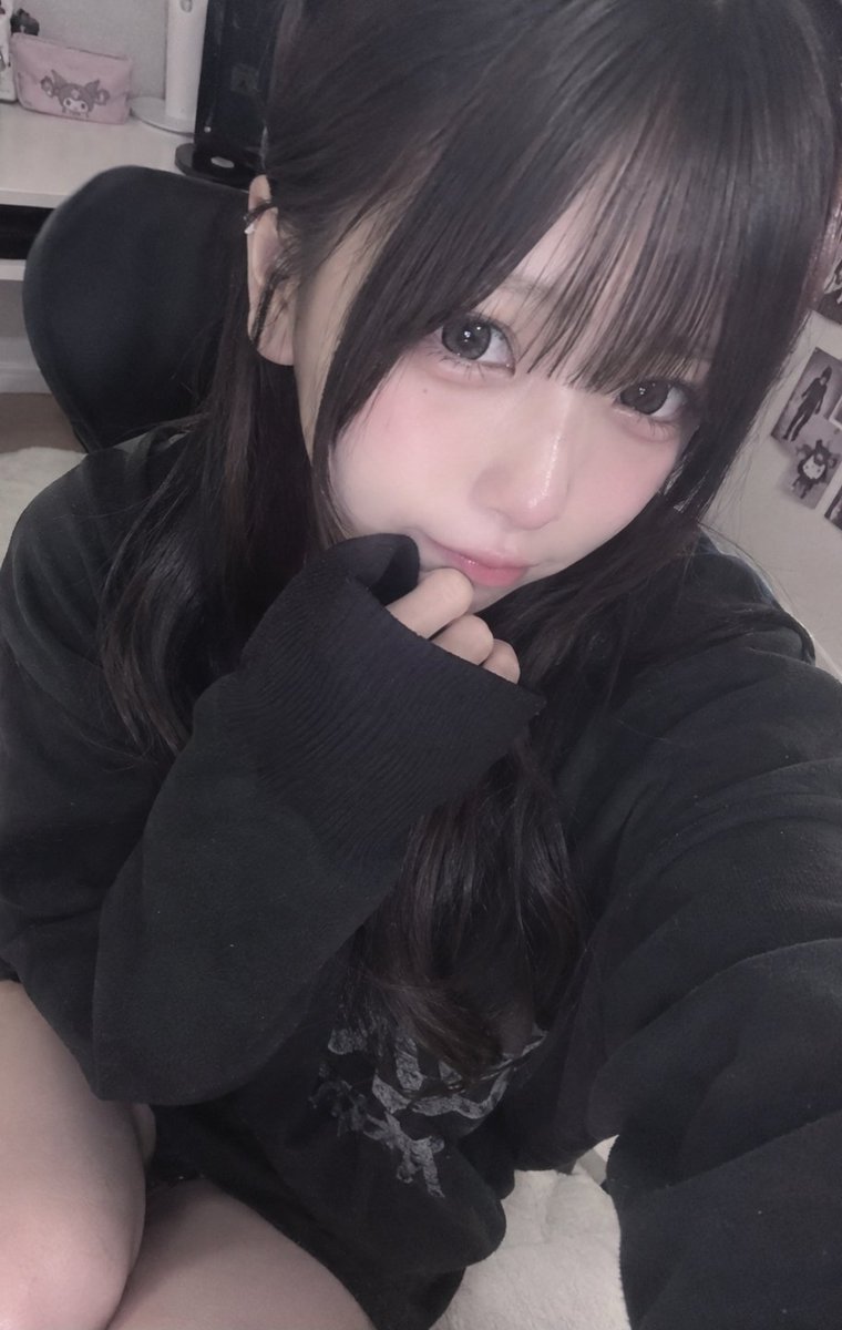 rena_4510's tweet photo. 初顔出しで声も可愛くなくてすみません。けど止まらないから…恥ずかしい//
#おな電 #尾奈声 #裏アカ女子 #DM待ち https://t.co/niaXSBUE5p