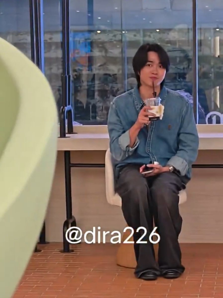 fonfonn27's tweet photo. like Lyly like Riri
• dna ความแป๋ว ปุ๊กปิ๊ก น่ารัก ตัวเล็กตัวน้อย 100%  :)

#besevboom #CERI https://t.co/kIuG6ufs3g
