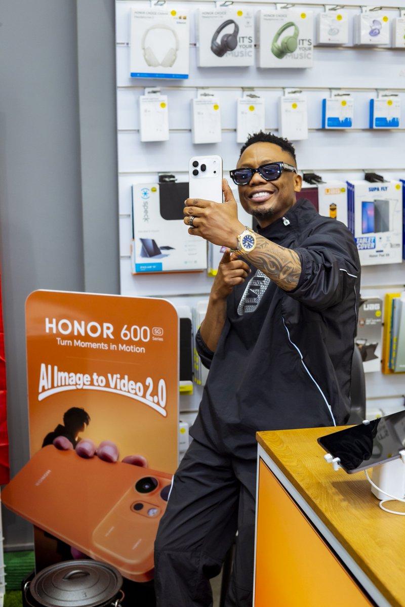 DJTira's tweet photo. Malume is back with a giveaway. Who is ready to win a brand new phone today? Easy question: Which devices are part of the HONOR spring sale? Comment below and win an HONOR X7e #HONORSpringSale https://t.co/SvSwywxmSE