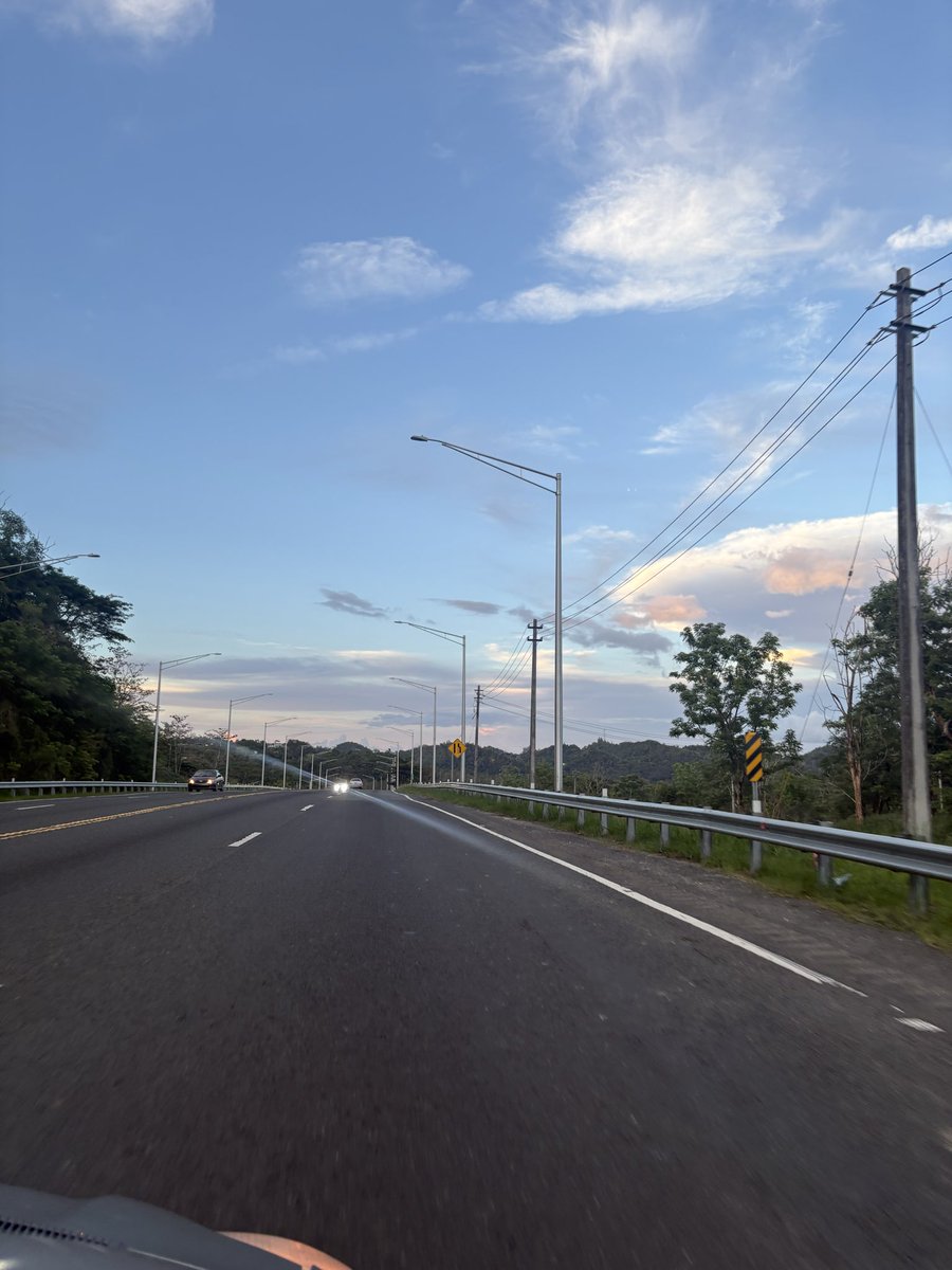 LaGoida33's tweet photo. Sunsets Near Home 🥴 https://t.co/SYaMBFfNH6