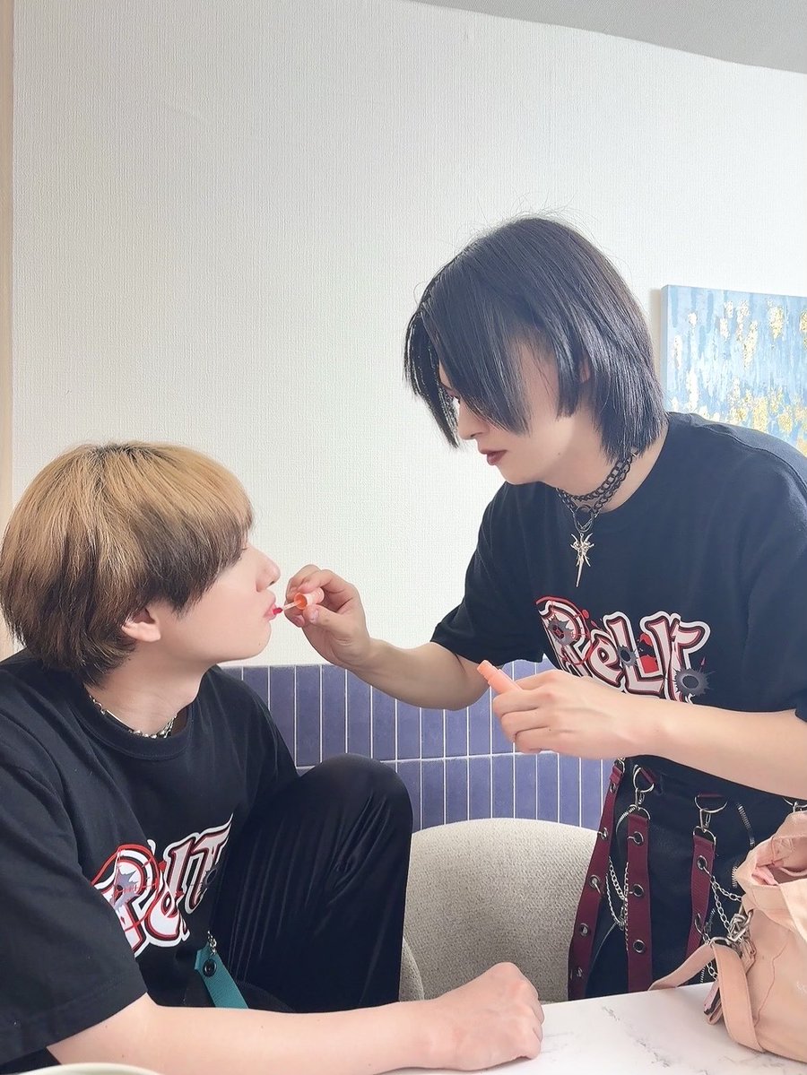 aono_ReL's tweet photo. おやおや、、💄
#青野カメラ https://t.co/HZkCcJNy7W