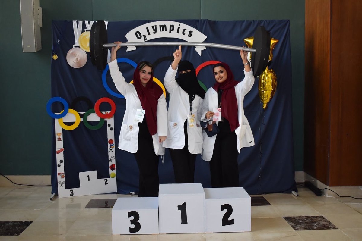 itsjjouud's tweet photo. My two favorite people๐ฅฐ๐ฅฐ๐ฅฐ
@SarahAlh33 @leeno_rt
#O2lympics
#KSAUcore https://t.co/4k9wHGYOff