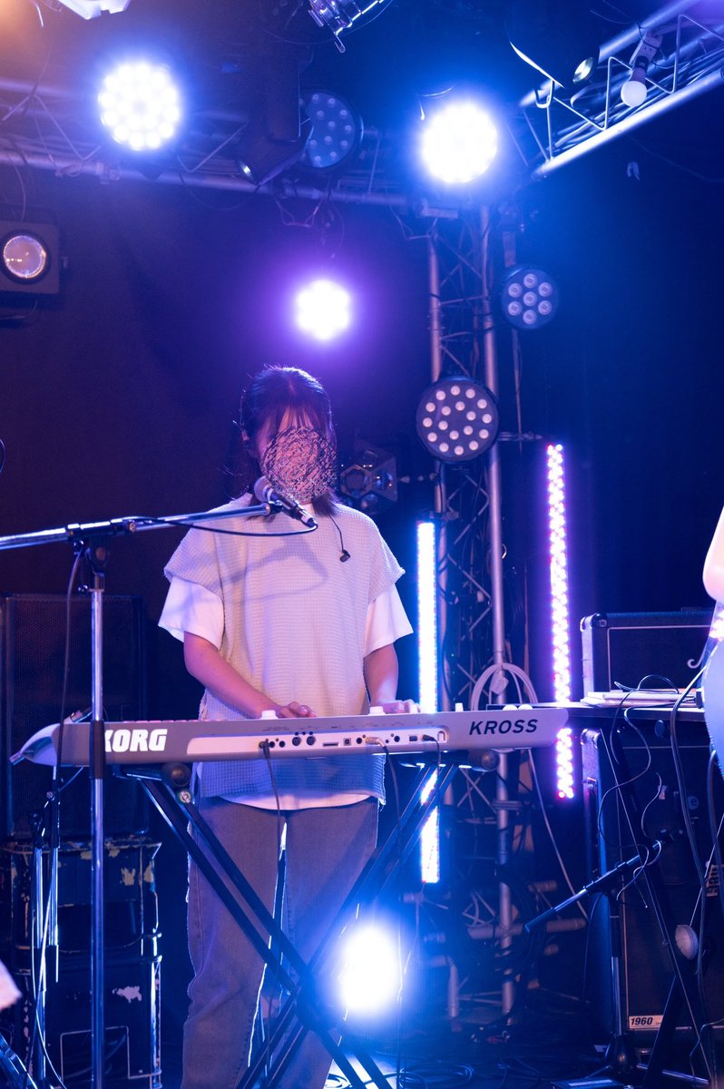 wis_525's tweet photo. 🌟ライブ写真公開🌟

【"キュートなだけじゃ終わらせない！"-Make ROCUTE Sound-】のライブ写真が公開📸

皆様ご来場ありがとうございました✨️❤️‍🔥
ライブで初披露した新曲、リリースされていますのでぜひそちらもチェックしてみてください👀

#バンド #ライブ写真  #wistaria https://t.co/wVNV1ssyNR