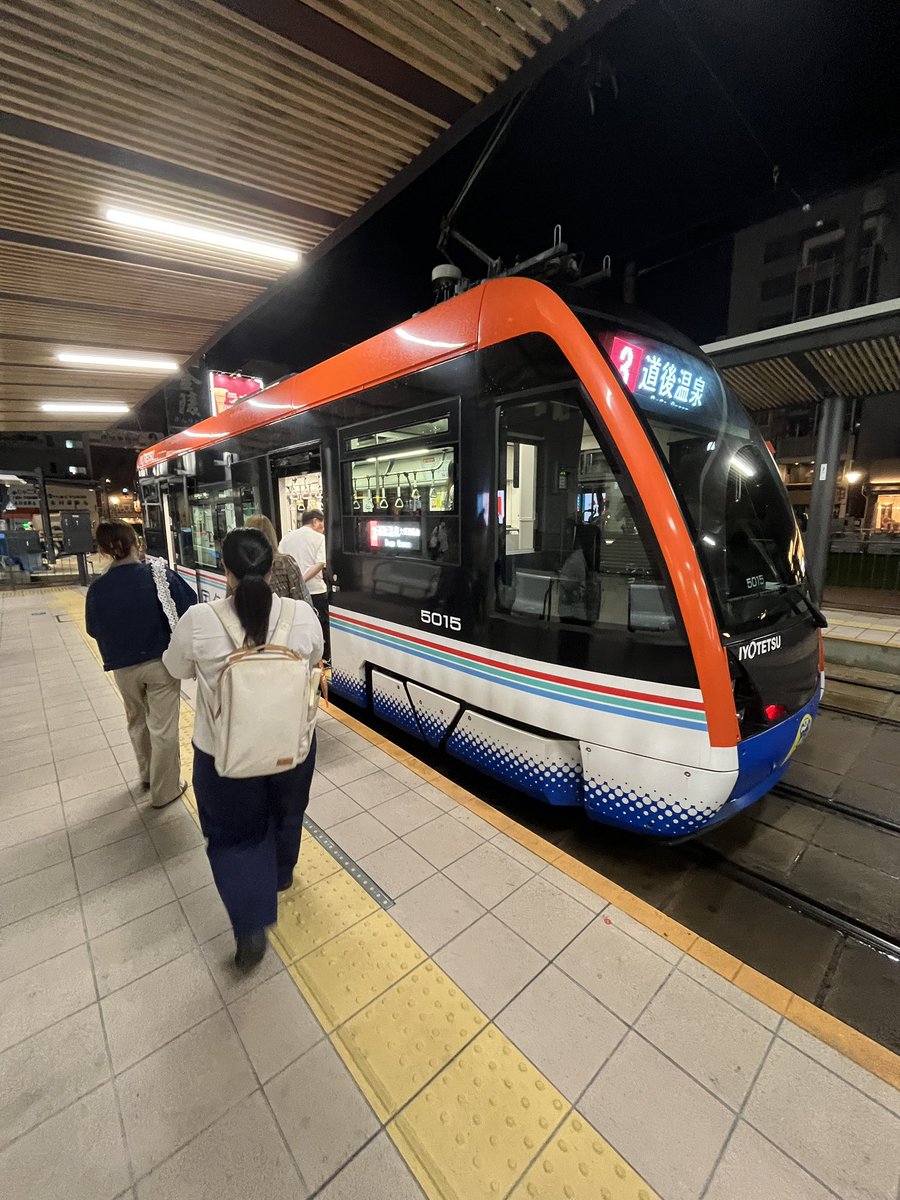 Sayjin_m2's tweet photo. ちょっと路面電車に乗ってみた。
いいねえ。 https://t.co/Aff6ZyRm4v