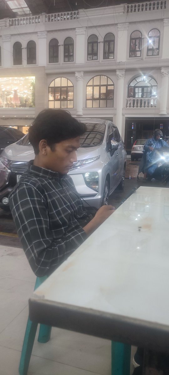 UrMasterGod's tweet photo. Tadi jumpa slave cowo, dia cerita gimana fantasy dia, cara dia memainkan peran dan apa limited nya, akhirnya sepakat, dan hanya scene cepat saja, dia hanya jilat kaki saya skitar 5 menit, kemudian akan dilanjut hari senin, buat yang kenal budak tolol bisa join ya https://t.co/suszr3xOYX