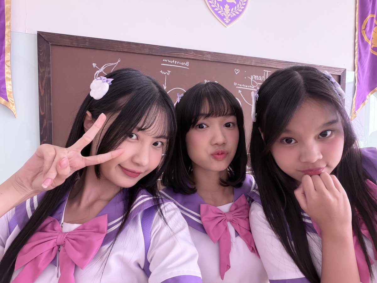 M_MikaelaJKT48's tweet photo. karna aku bukan pembohong maka inilah foto yang ku janjikan itu https://t.co/VpcVOP0k5A