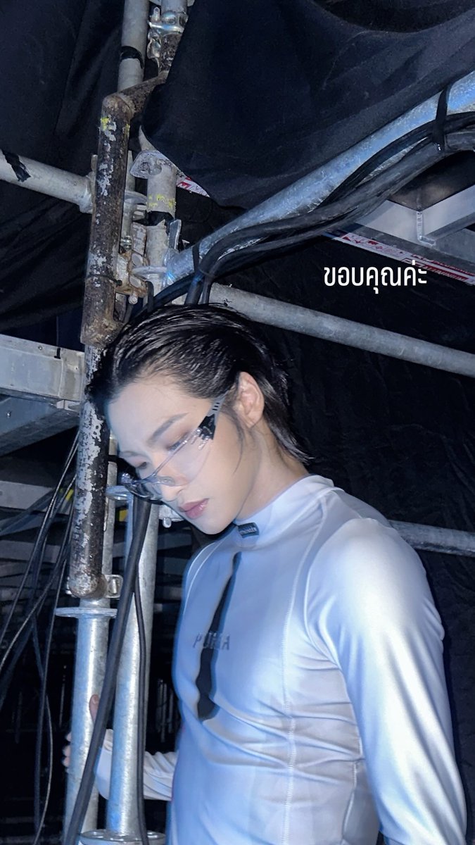 hwarsdi's tweet photo. แล้วพี่หวาพูดคะขาจริงๆ https://t.co/AyDX9t00Cb