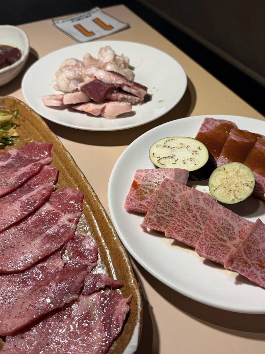yokei_id's tweet photo. 肉！肉！！肉！！！ https://t.co/g00fpVGPm2